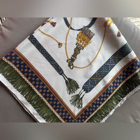 Vintage FENDI 100% Silk Scarf Tassel Rope Print 35x33” - Picture 12 of 14